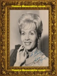 Debbie Reynolds Autograph Signed Press Photo Picture – Actress