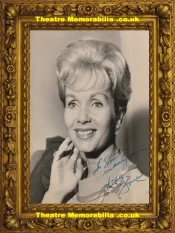Debbie Reynolds Autograph Signed Press Photo Picture – Actress