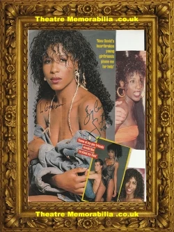 Sinitta signed magazine picture page