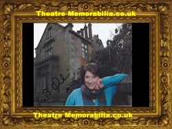 Caroline Quentin signed photo, Men Behaving Badly