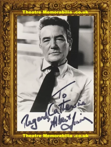  Albert Finney – Charlie Bubbles Autograph Signed Picture Photograph - Theatre Memorabilia - Theatre Programmes Theatre Memorabilia - Theatre Programmes