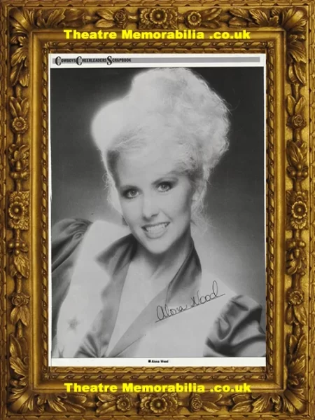 Alona Wood Autograph Signed Picture Dallas Cowboys Cheerleader Theatre Memorabilia - Theatre Programmes