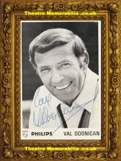 Val Doonican Autograph Signed Picture – Singer
