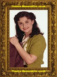Elizabeth Carling Autograph Signed Sheet Phoebe Sparrow Goodnight Sweetheart
