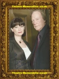 Hannah Waterman Autograph Signed Picture – Eastenders