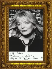  Alison Steadman Autograph Autograph Signed Picture Gavin & Stacey - Theatre Memorabilia - Theatre Programmes Theatre Memorabilia - Theatre Programmes