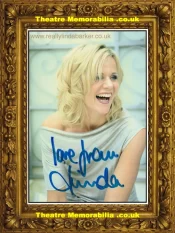  Linda Barker Autograph Signed Picture Designer - Theatre Memorabilia - Theatre Programmes Theatre Memorabilia - Theatre Programmes