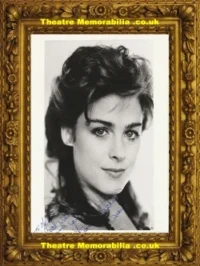 Rebecca Ryan Debbie Shameless Autograph Signed Picture