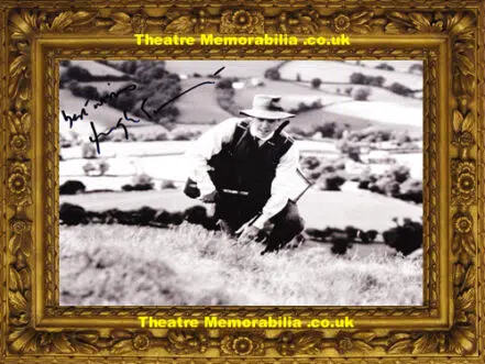 Hugh Grant Autograph Signed Photograph Picture – FILM