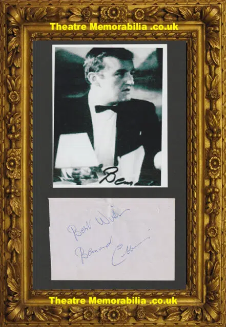 Bernard Cribbins Autograph Signed – Actor