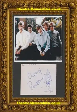 Herman Hermits Autographs Signed – English Manchester Band 1975