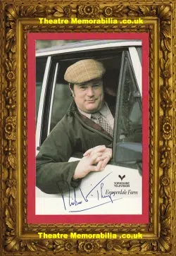 Richard Thorp Autograph Signed Picture – Emmerdale