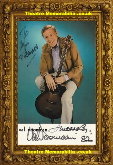 Val Doonican Signed Photograph Autograph Picture – Singer